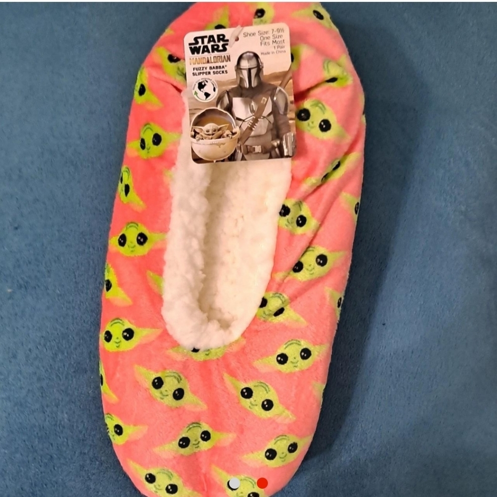 20% Off   Star Wars Mandalorian Baby Yoda Slipper Socks Fuzzy Babba The Child.